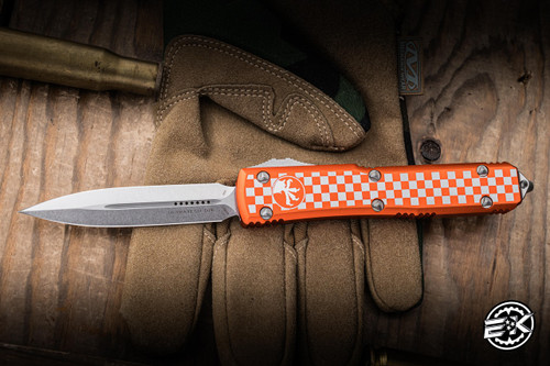 Microtech Ultratech OTF Automatic Knife UT Vols Orange White Checkerboard 3.4" Dagger Stonewash 122-10OR
