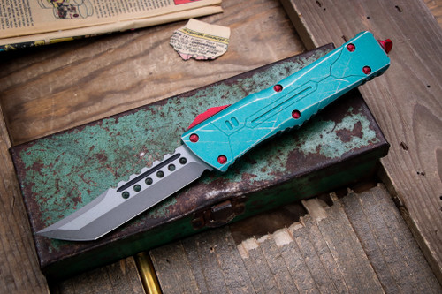 PREOWNED-Microtech Combat Troodon Bounty Hunter OTF 3.8" Hellhound Tanto 219-10BH