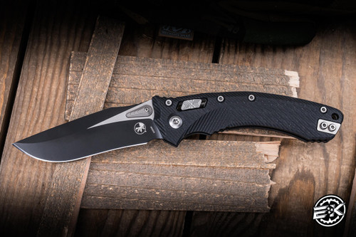 Preowned-Microtech Amphibian Ram-LOK Folding Knife Fluted Black G10 3.9" Black 137RL-1FLGTBK