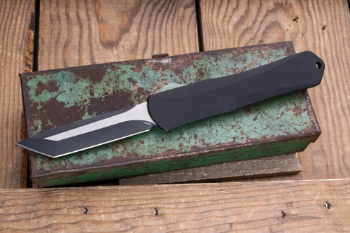 Preowned-Heretic Knives Manticore X OTF Jade G10 3.7" Tanto Two-Tone Black H031-10a-Jade