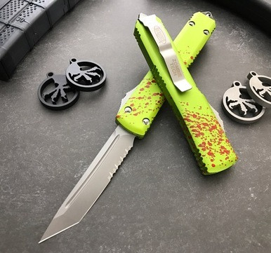 ソテツ Microtech Ultratech Zombie Tech OTF Tanto Bead Blast Serrated 123-8Z