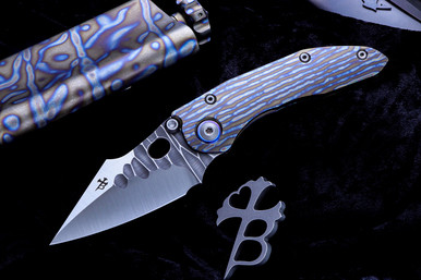 Borka Blades チタニウム チタン ロゴ  パッチ シルバー 銀 Borka Blades チタニウム チタン ロゴ コイン パッチ シルバー