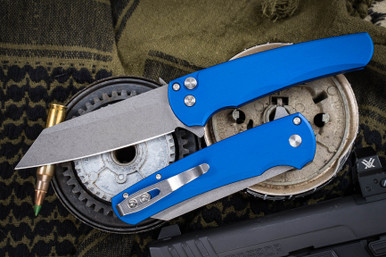 ブルーブッシュ/ 520 ProTech Custom Malibu Blue Titanium Flipper Knife 3.25