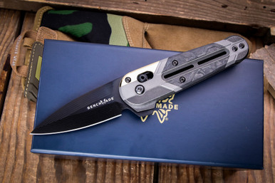 Gold Class-Benchmade Lowden Flipper Marbled Carbon Fiber 2.79