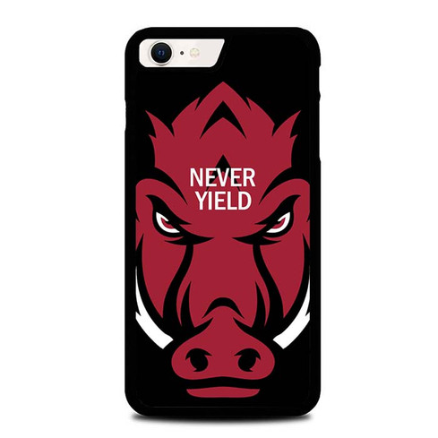 Arkansas Razorbacks Never Yield iPhone SE 2022 Case