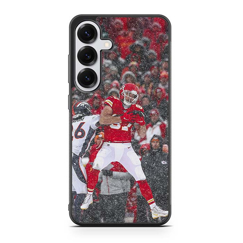 Travis Kelce Kansas City Chiefs 04 Samsung Galaxy S25 Case