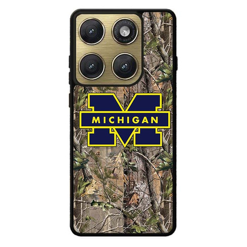 Michigan Wolverines Camouflage Motorola Edge 2026 Case