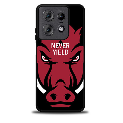 Arkansas Razorbacks Never Yield Motorola Moto Edge Case