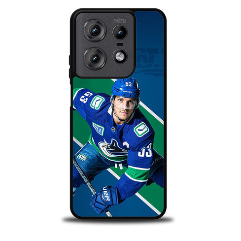 Vancouver Canucks Bo Horvat Motorola Moto Edge Case