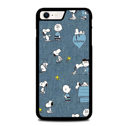 Charlie Brown and Snoopy Playtime iPhone SE 2022 Case