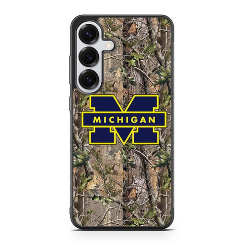 Michigan Wolverines Camouflage Samsung Galaxy S25 Case