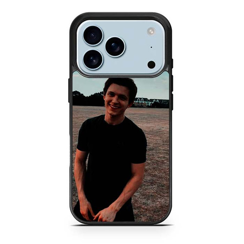 Tom Holland Nostalgic Picture iPhone 17 Pro Case