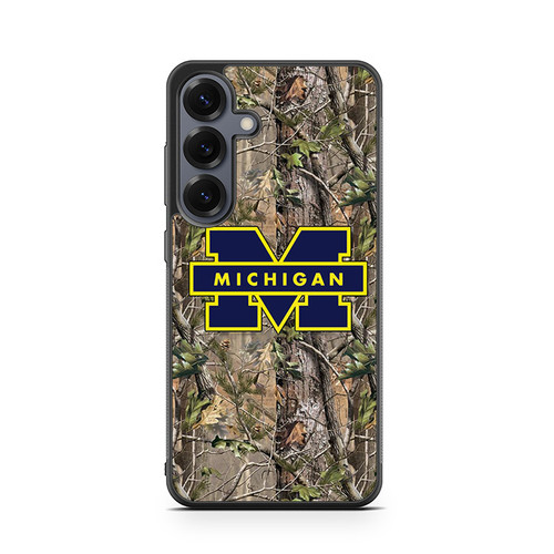 Michigan Wolverines Camouflage Samsung Galaxy S26 Case