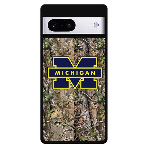 Michigan Wolverines Camouflage Motorola Google Pixel 7 Case