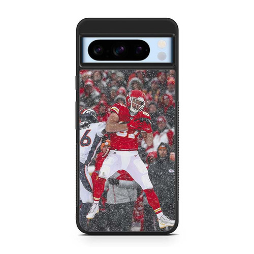 Travis Kelce Kansas City Chiefs 04 Google Pixel 8 Case