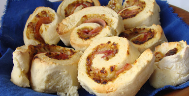Cheesy Ham and Tamarind Pinwheel Scones Cheesy Ham and Tamarind Pinwheel Scones