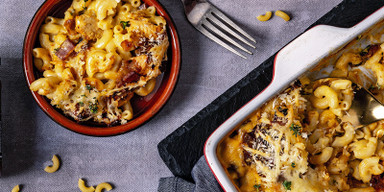 Mac n Cheese with Bacon, Chicken & Tamarind Mac n Cheese with Bacon, Chicken & Tamarind