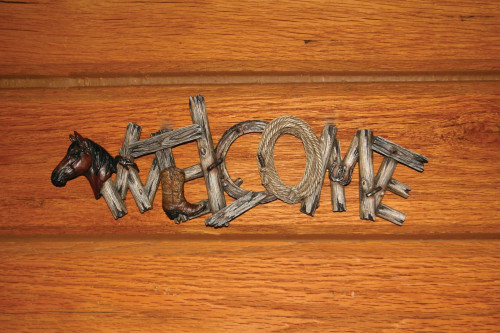 Western Welcome Plaque