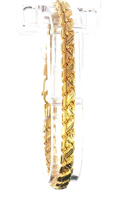 22K yellow gold textured woven link chain bracelet featuring diamond-cut patterned links and secure hook clasp, 11.50 grams, 7 inches.