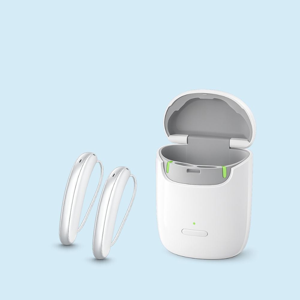 Ray: white+silve pair with case