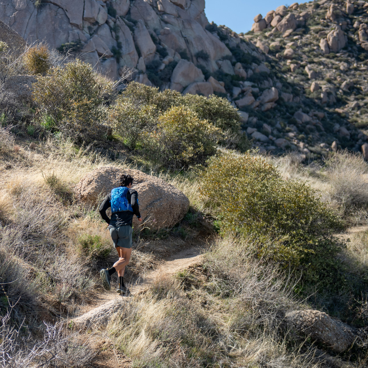 ウォーキング・ランニングウェア UD MOUNTAIN VEST6 THE LOPE ウォーキング・ランニングウェア UD MOUNTAIN VEST6 THE LOPE