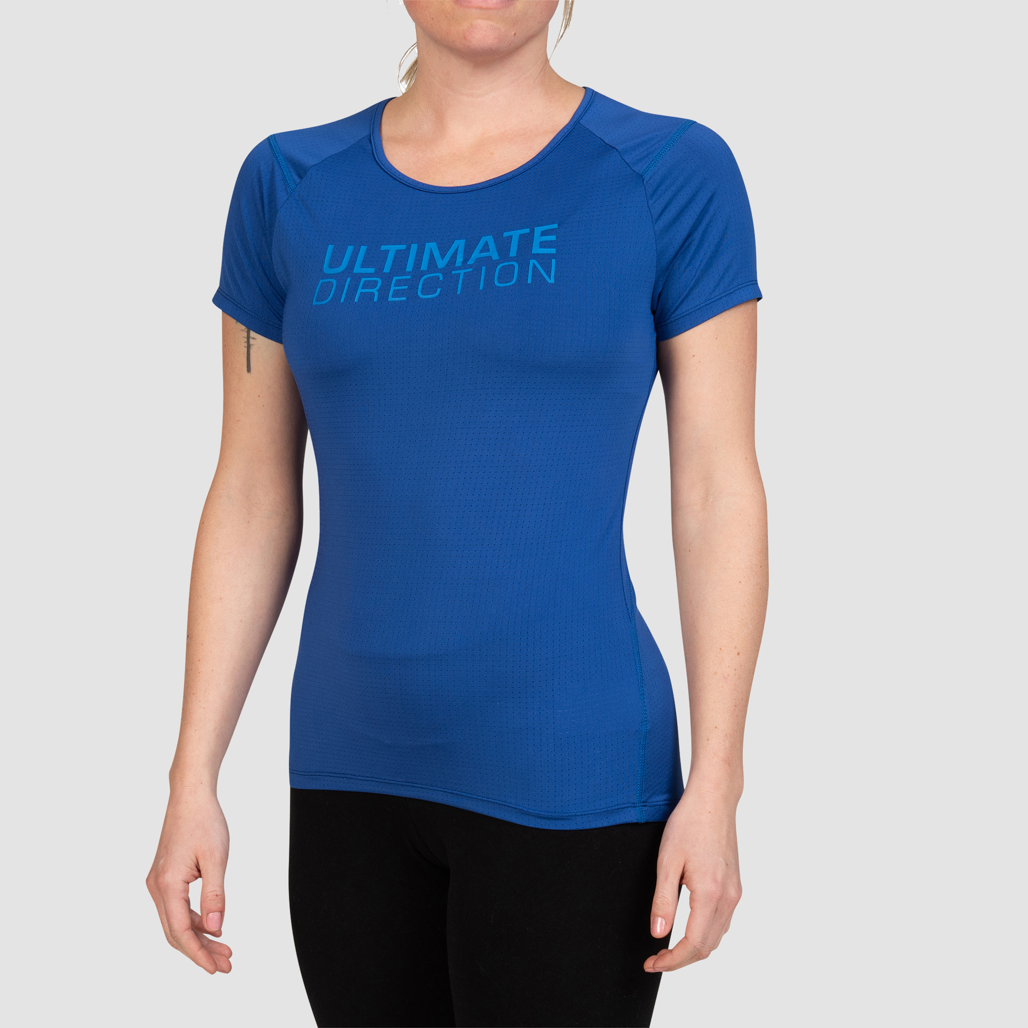 Ultimate Direction Women's Tech T-Shirt in Cyber Blue Size XS