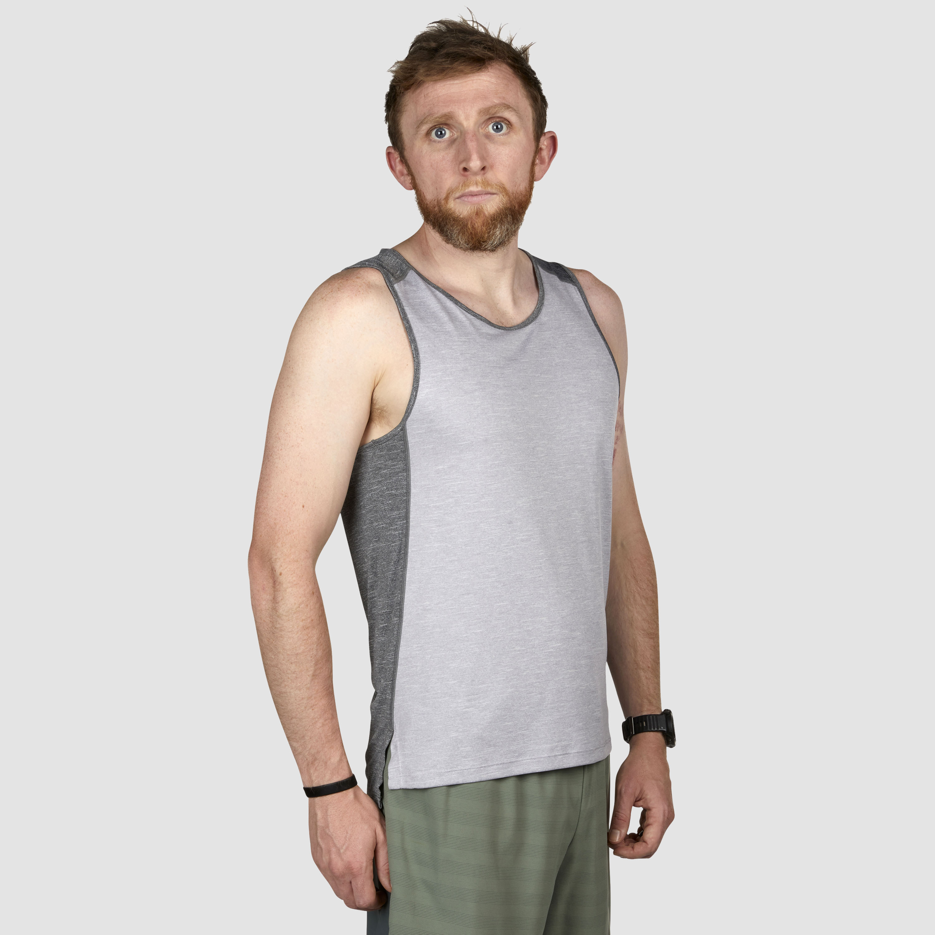 Ultimate Direction Men's Cirrus Singlet in Heather Gray Size Medium