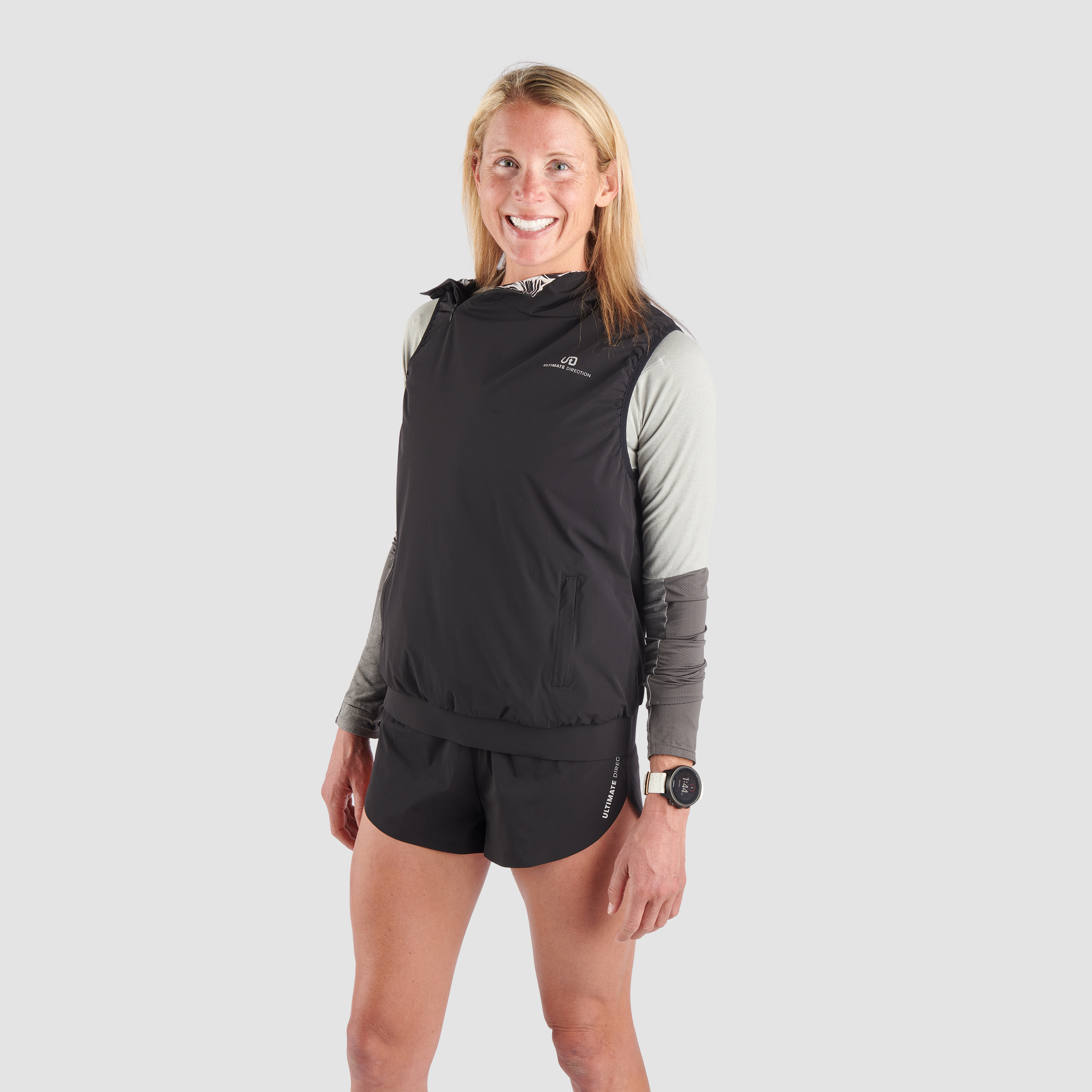 Ultimate Direction Amelia Boone Vest in Onyx Size Small