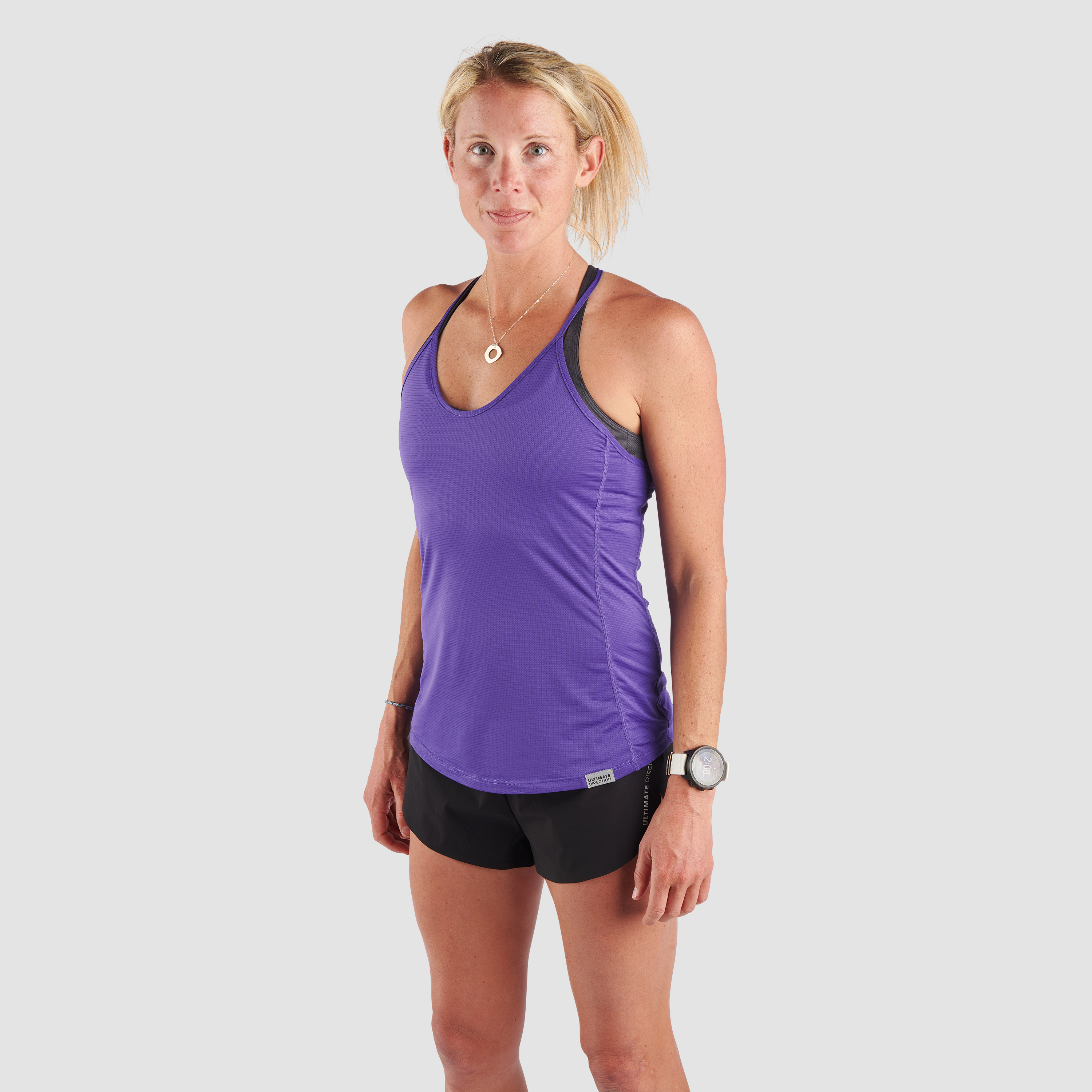 Ultimate Direction Amelia Boone Tank Top in ULTRAVIOLET Size Large