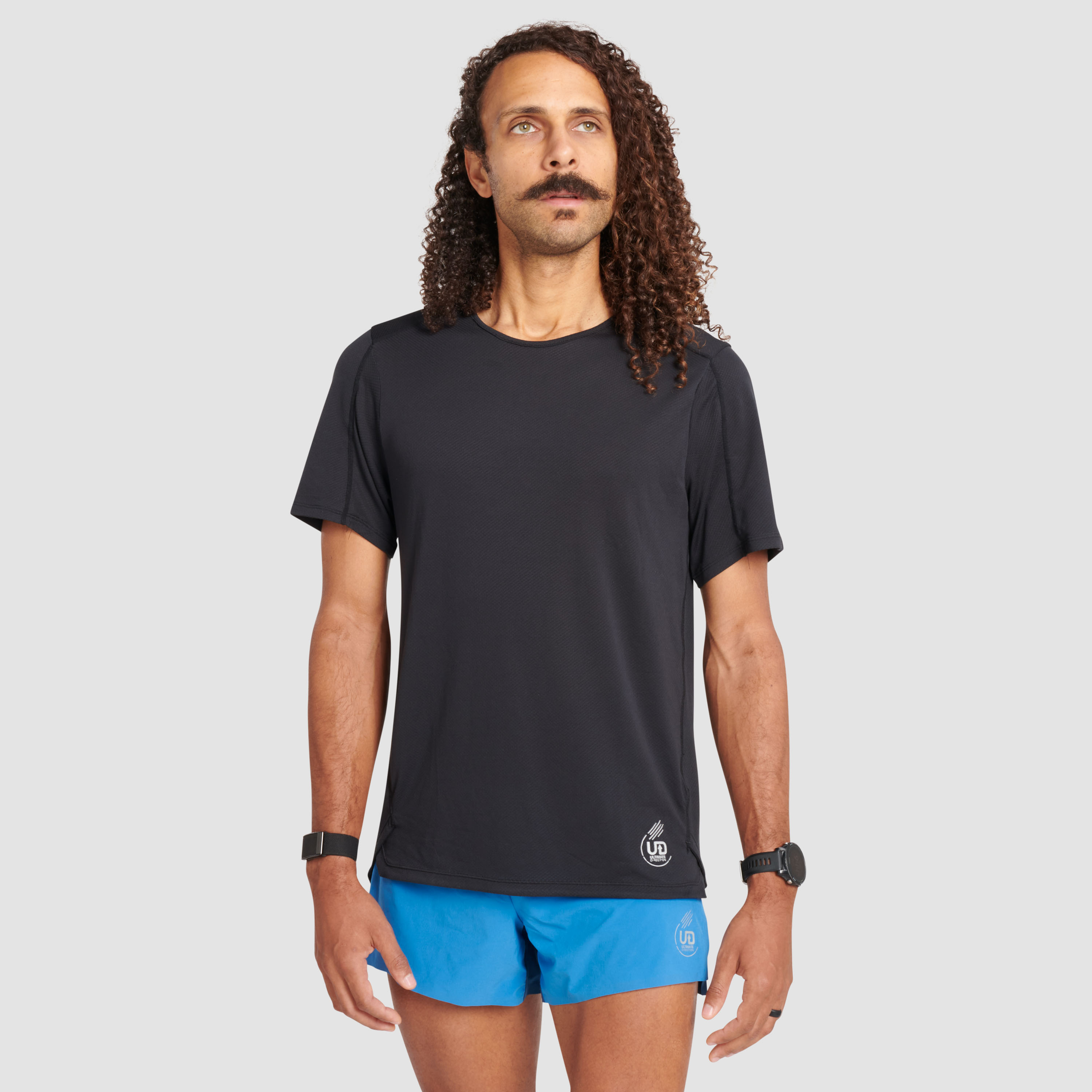 Ultimate Direction Men's Nimbus T-Shirt in Onyx Size Medium