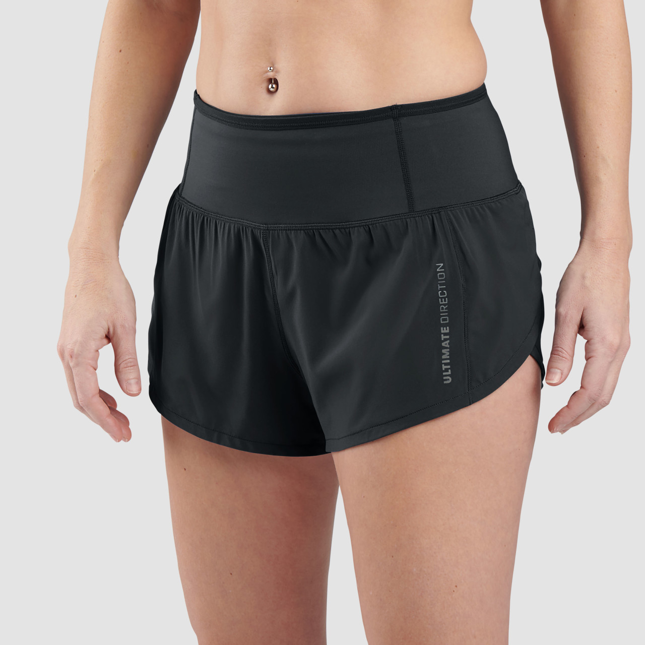 Ultimate Direction Women's Velum Short in Onyx Size Medium
