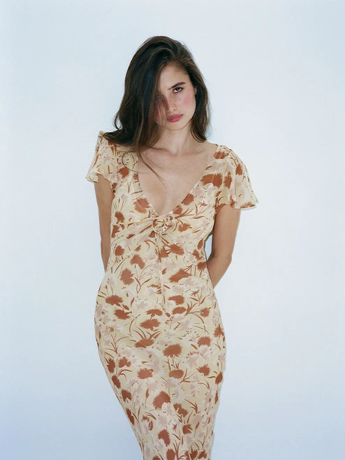 IN STORE EXCLUSIVE<br>The Meg - Solstice, model shot