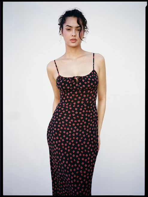 The Alba - Rosalita, model shot