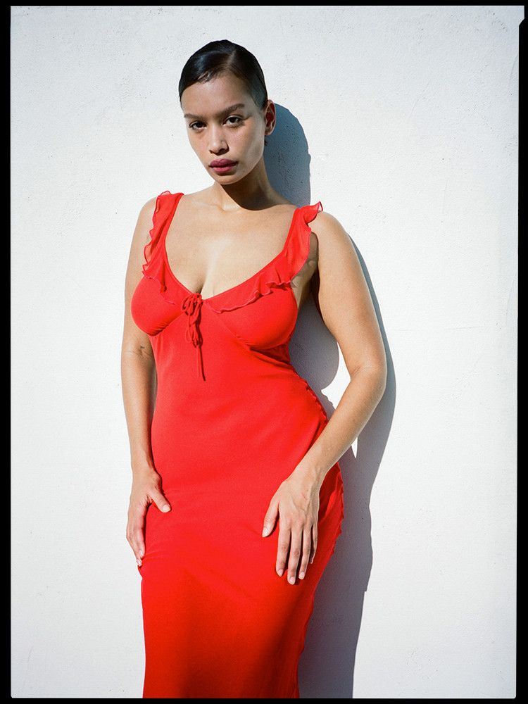 The Gemma - Réal Red, model shot