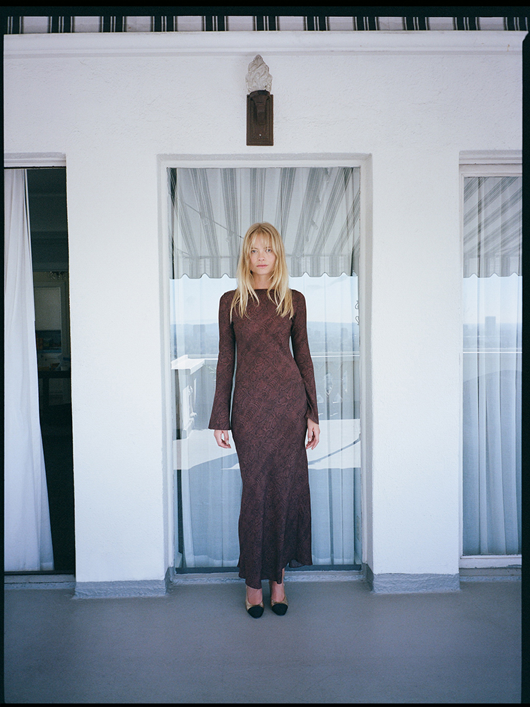 The Gia - Python The Gia - Python