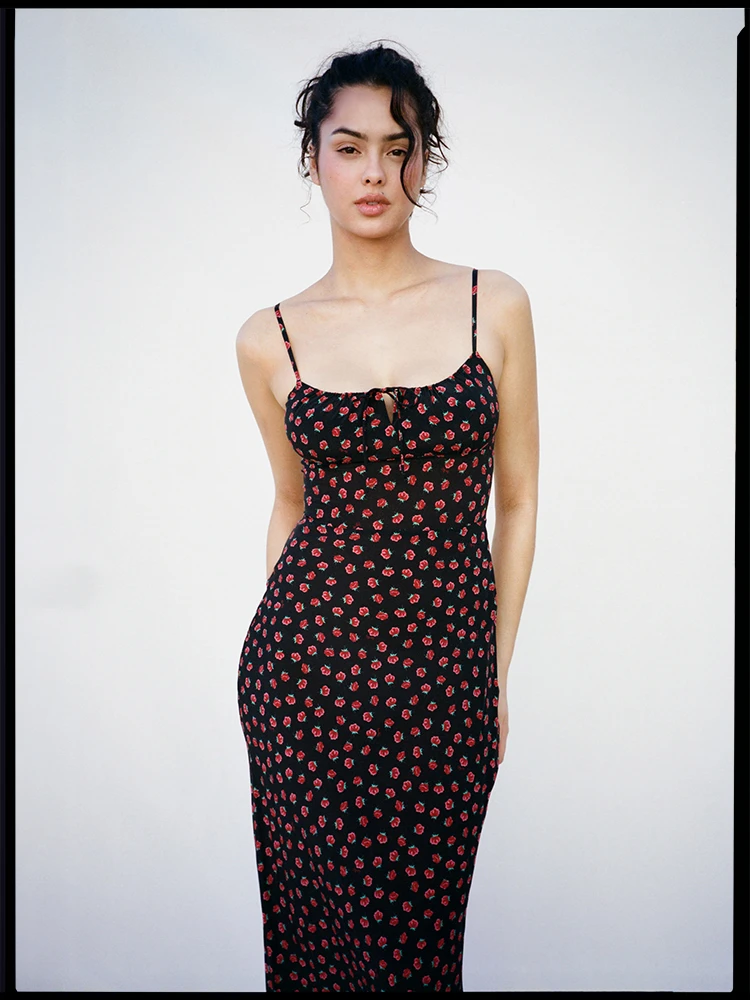 The Alba - Rosalita, model shot