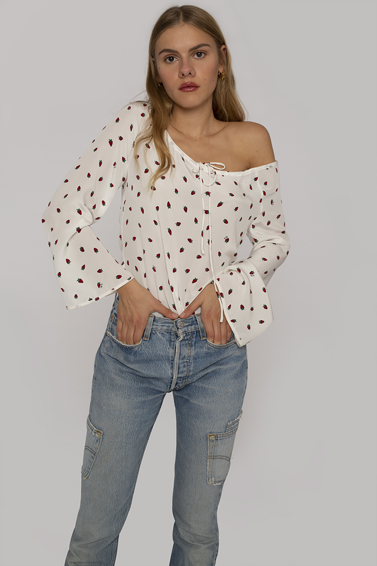 The Luna - White Strawberry