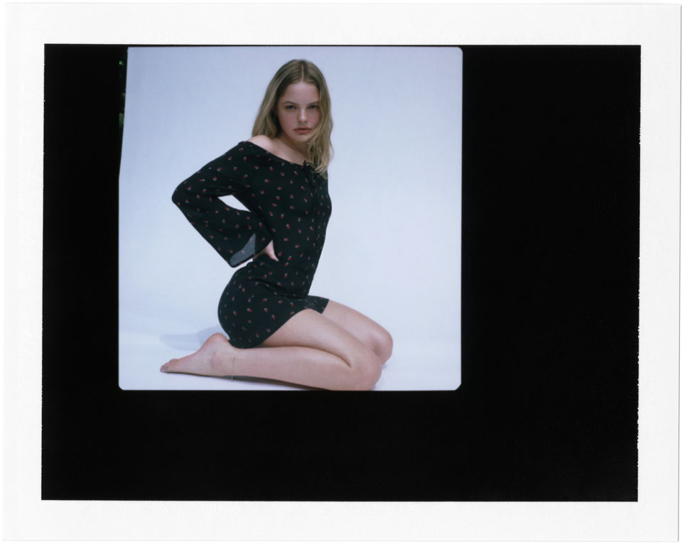 The Luna - Black Strawberry