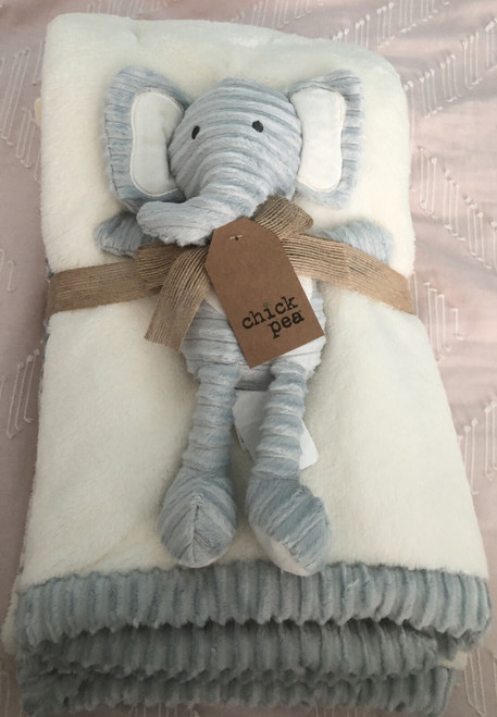 Chick Pea Blanket With Toy Elephant Light Grey