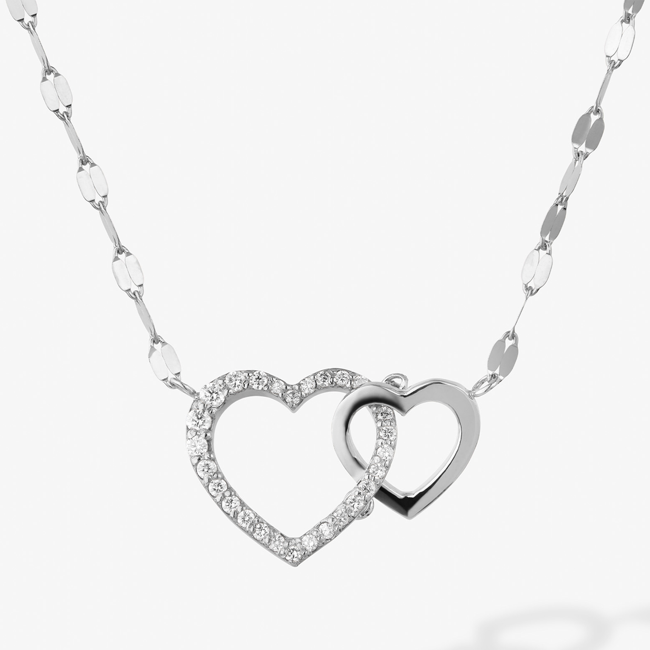 INTERLOCKING DIAMOND HEART PENDANT NECKLACE