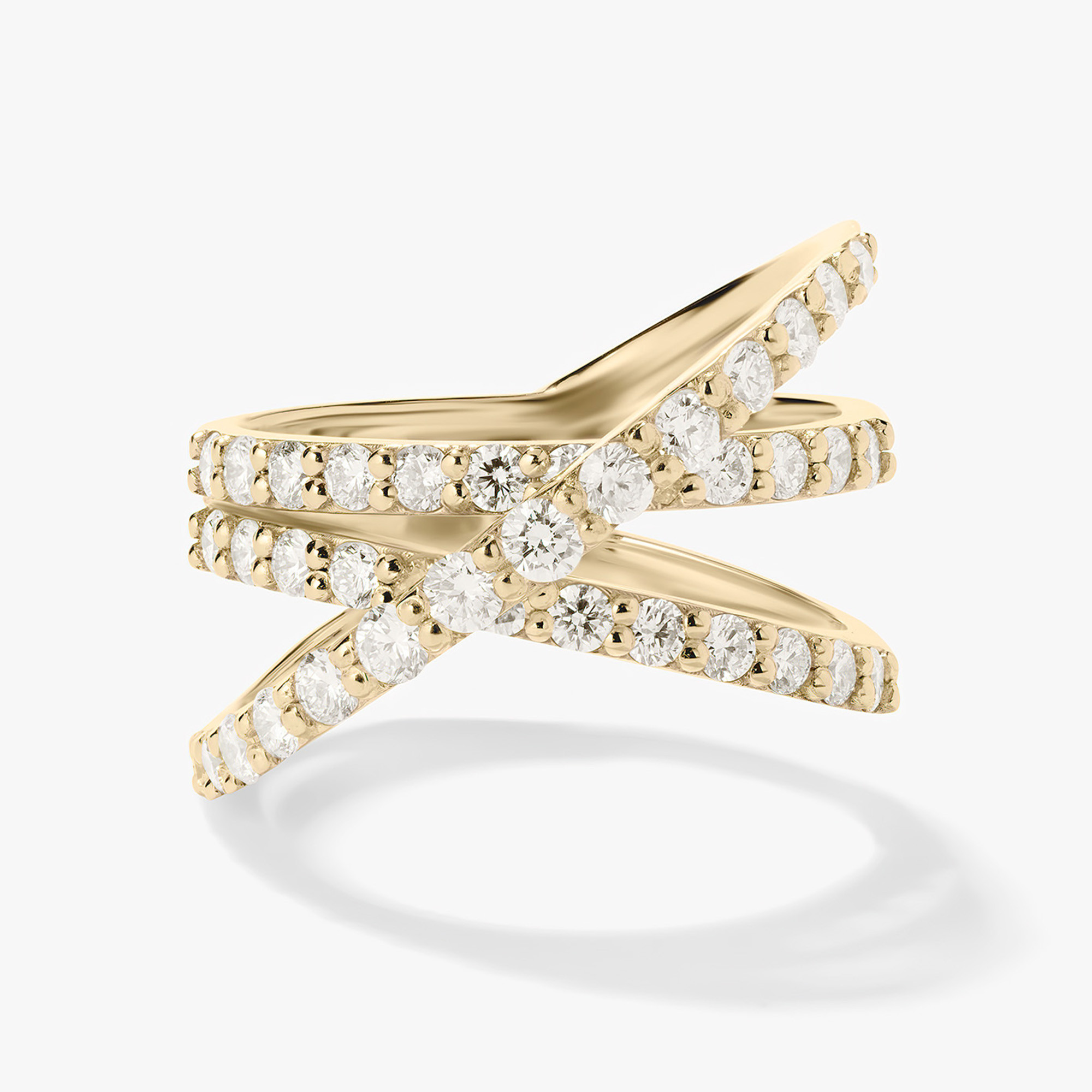 FLAWLESS CRISS CROSS GRADUATING RING