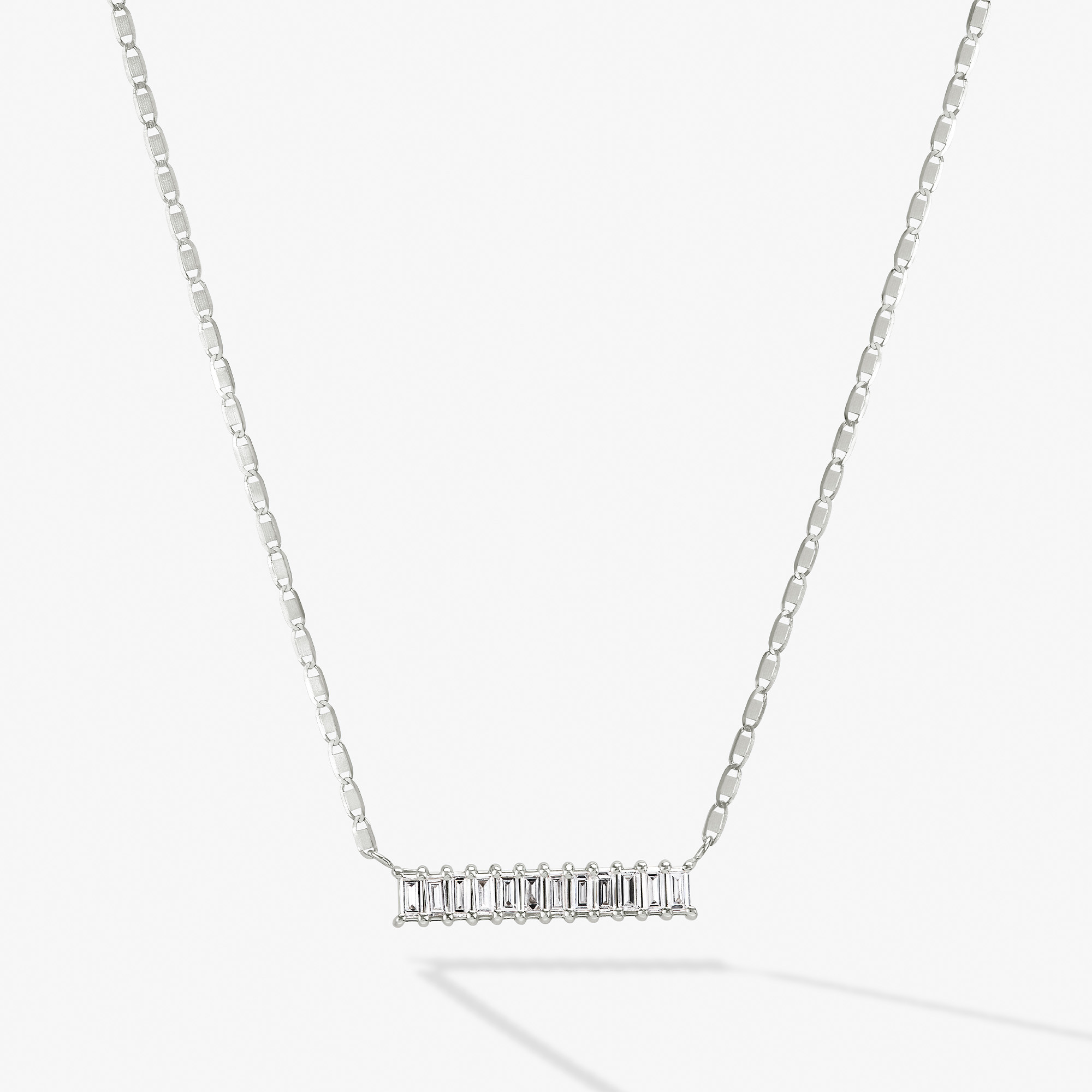 DIAMOND BAGUETTE BAR PENDANT MALIBU NECKLACE