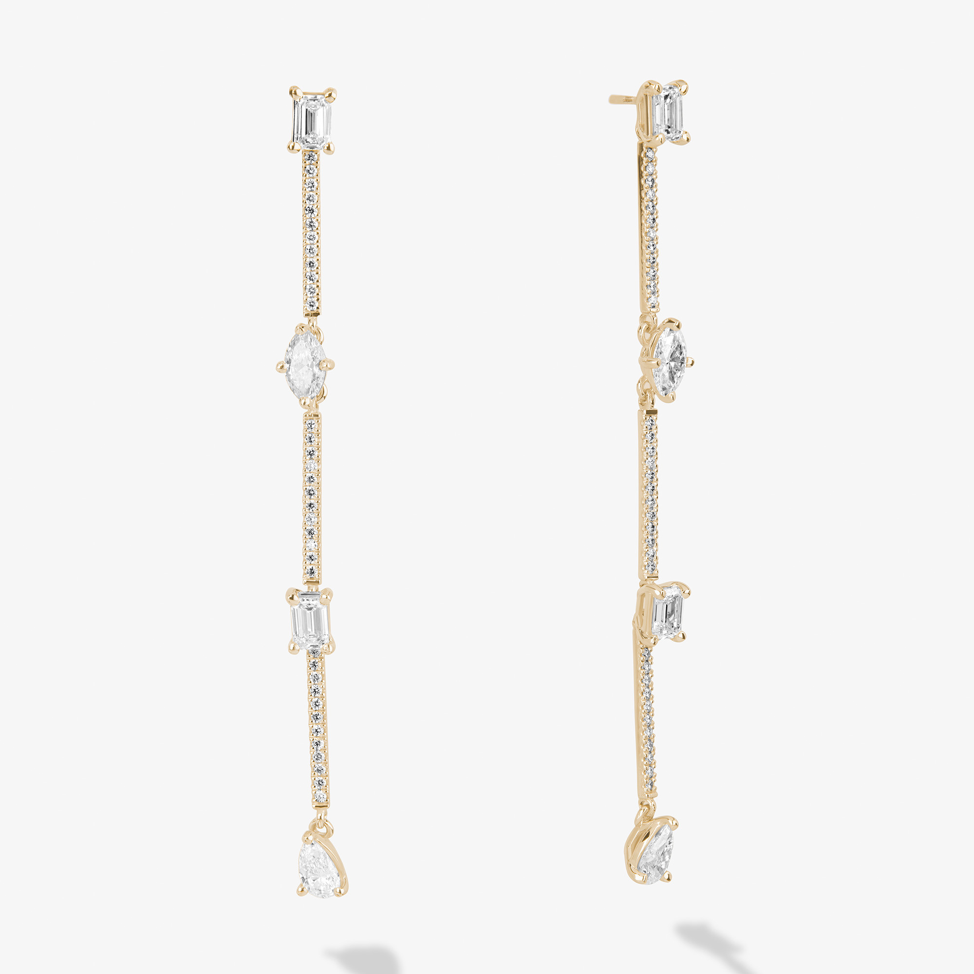 FANCIES CURVE LINK DIAMOND LINEAR EARRINGS