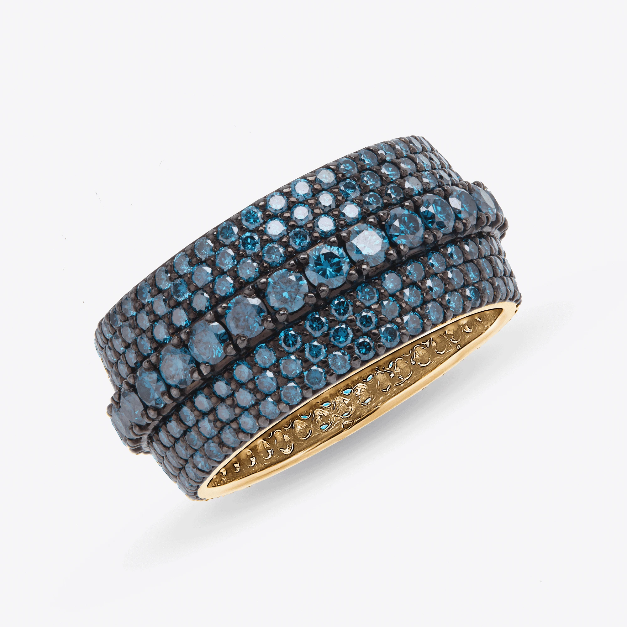 BLUE DIAMOND CIGAR RING