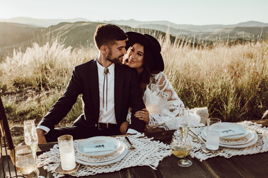modern-bohemian-wedding_blue-sky-papers-12
