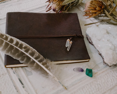 modern-bohemian-wedding_blue-sky-papers-12