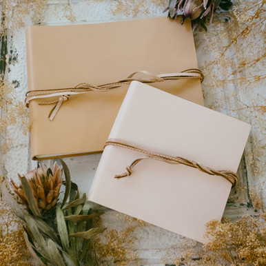 modern-bohemian-wedding_blue-sky-papers