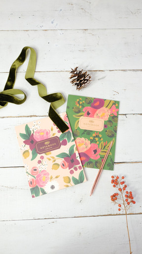 Stocking–Stuffers-for-your-wife_blue-sky-papers 