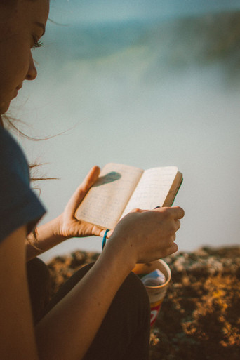 Gratitude-Journal-Benefits_blue-Sky-Papers 