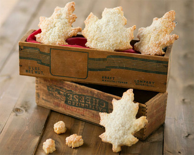 harvest party ideas - leaf apple pies